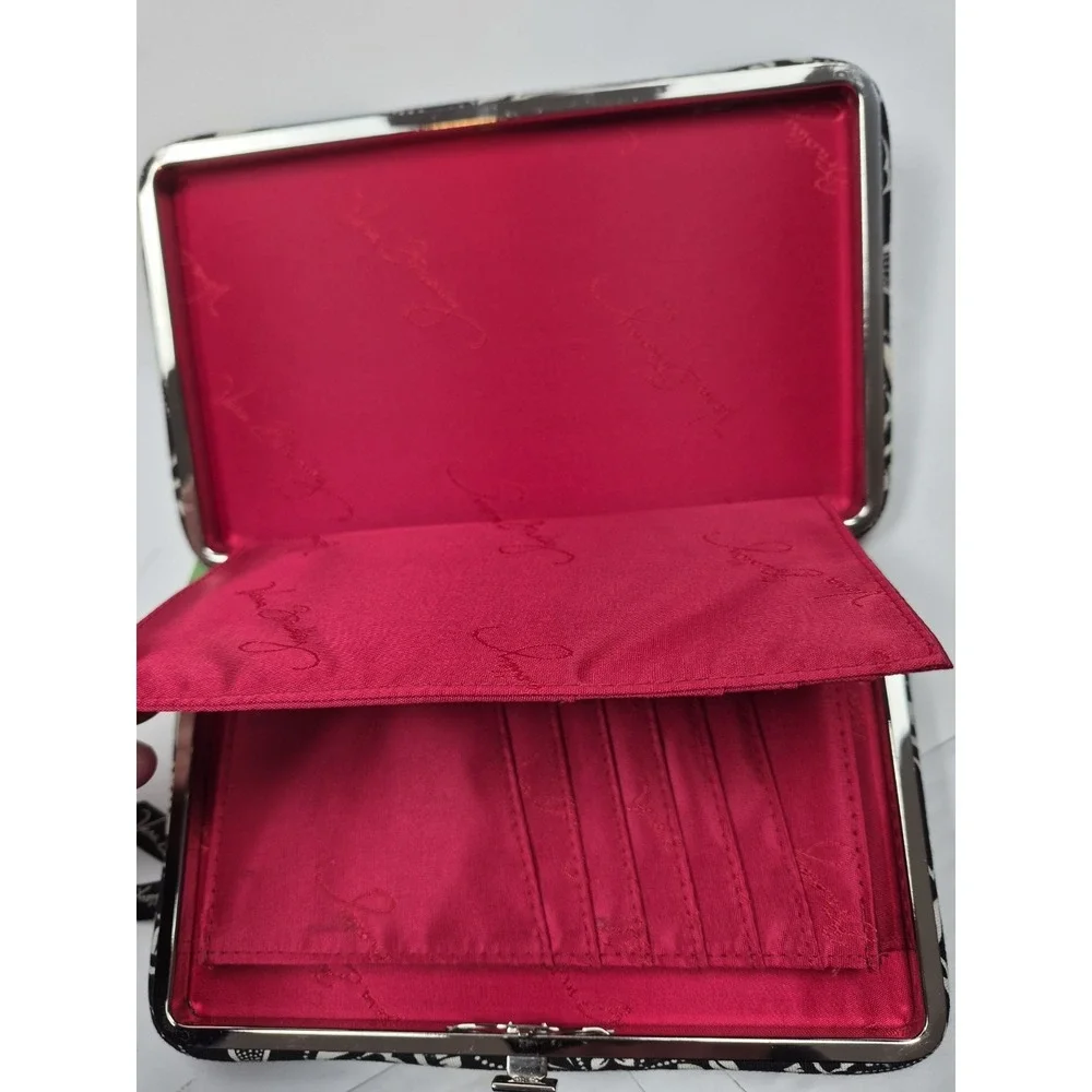 Vera Bradley Opera Wallet Retired Barcelona Floral Quilted Metal Frame Black NWT - Picture 7 of 14